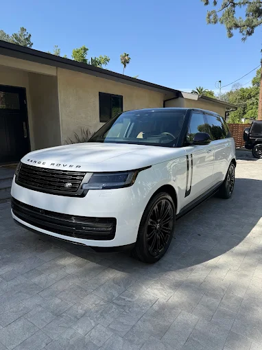 Range Rover — full exterior detail